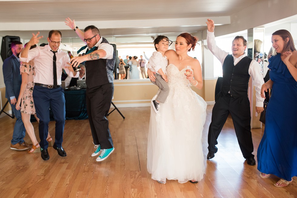 Reception dancing photos at wedding in Philadelphia