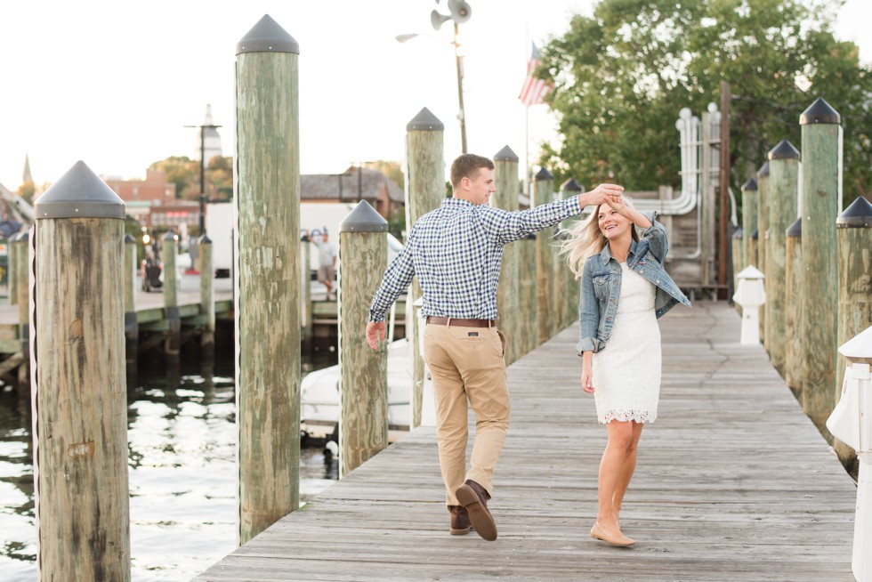 couple dancing on the docks in Annapolis