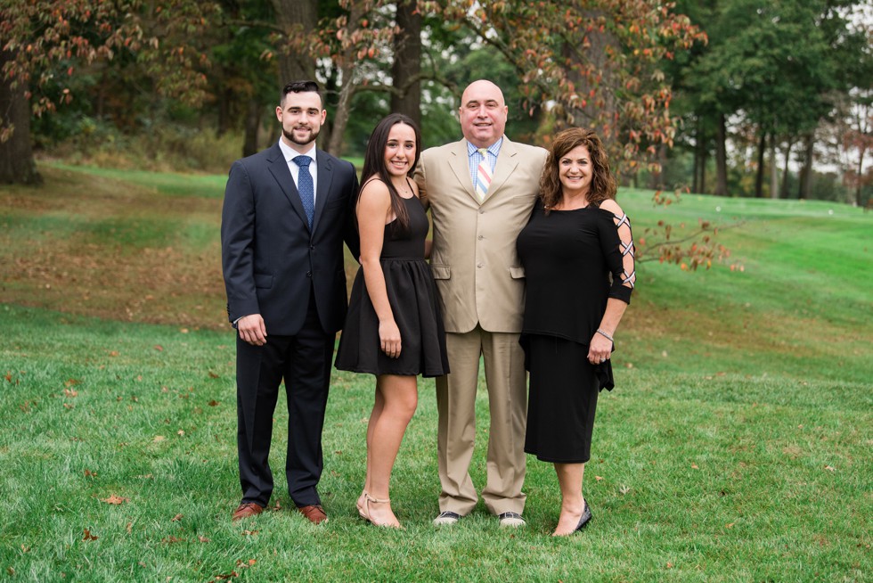 Sunnybrook Golf club wedding family portraits