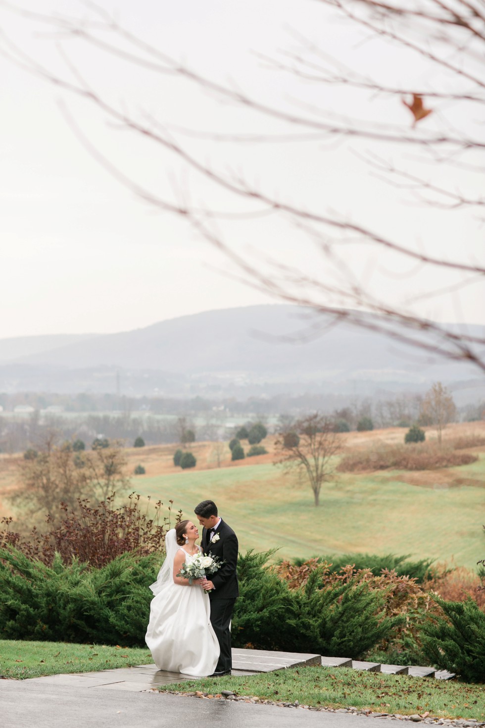 rainy winter mountain Musket Ridge Golf Club wedding