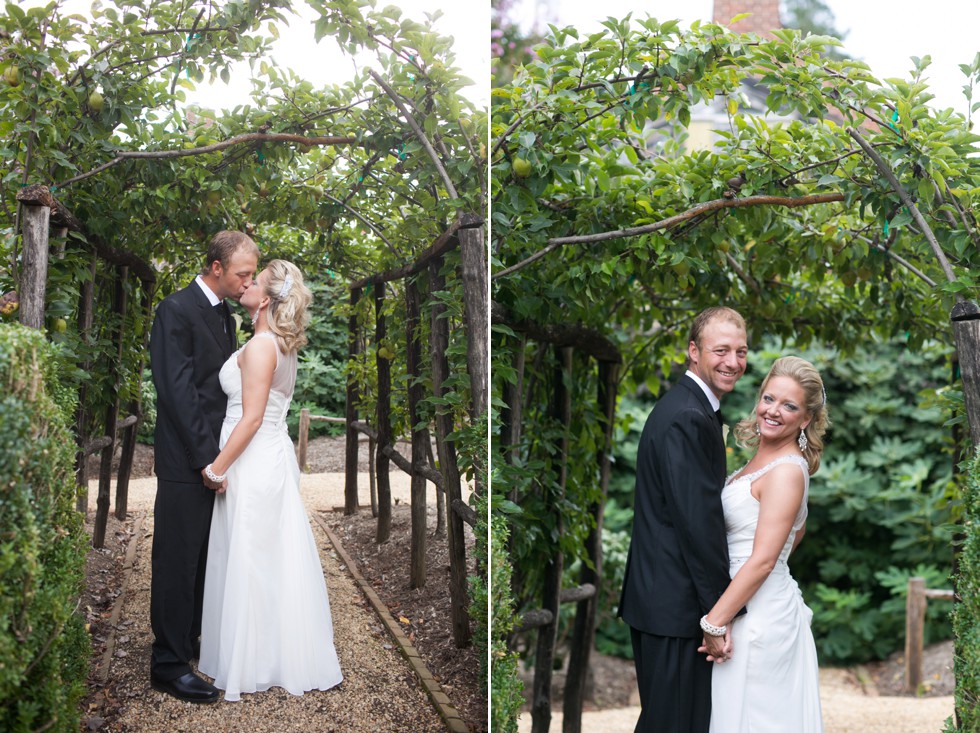 William paca garden wedding photos