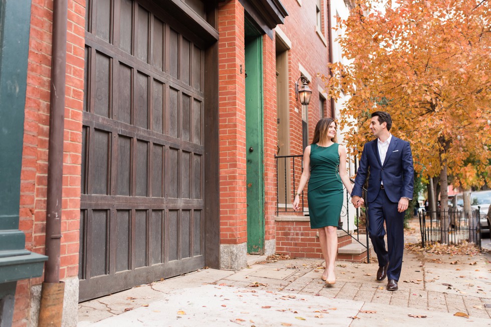 fall engagement photos in Philadelphia