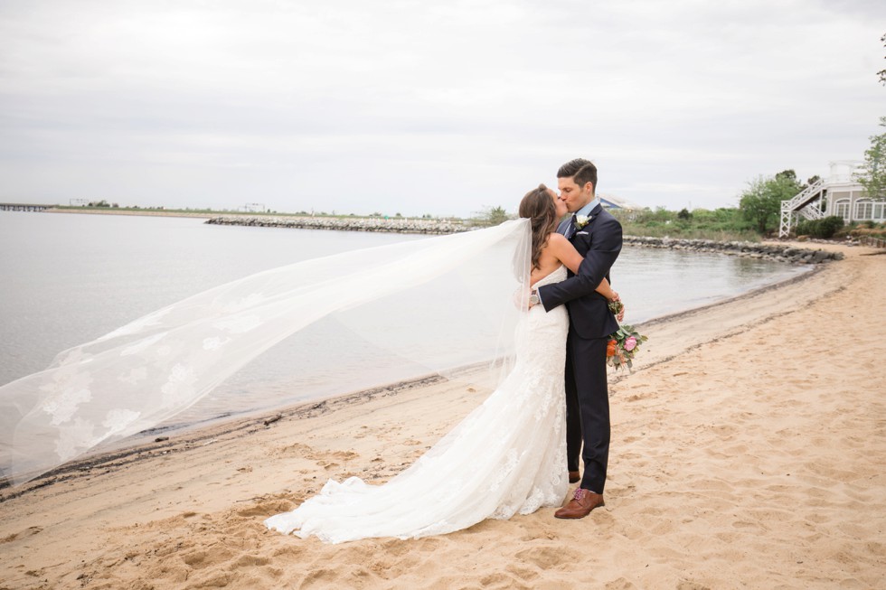 beach wedding couple