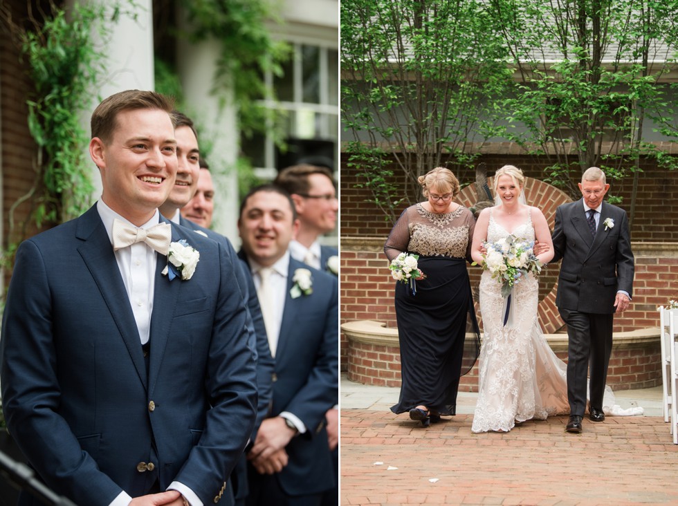 The Tidewater Inn courtyard ceremony