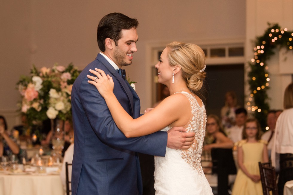 Eastern Shore wedding first dance