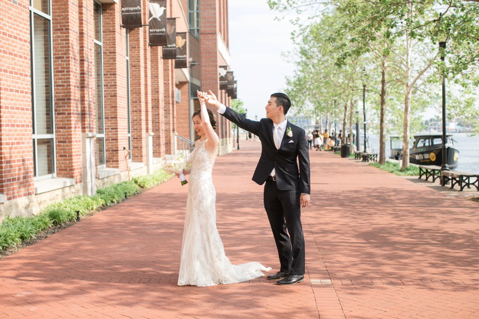 Baltimore Harbor Wedding photos