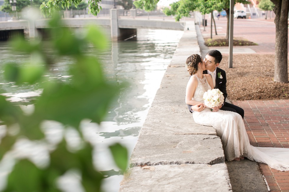 Sagamore pendry Baltimore wedding party photos