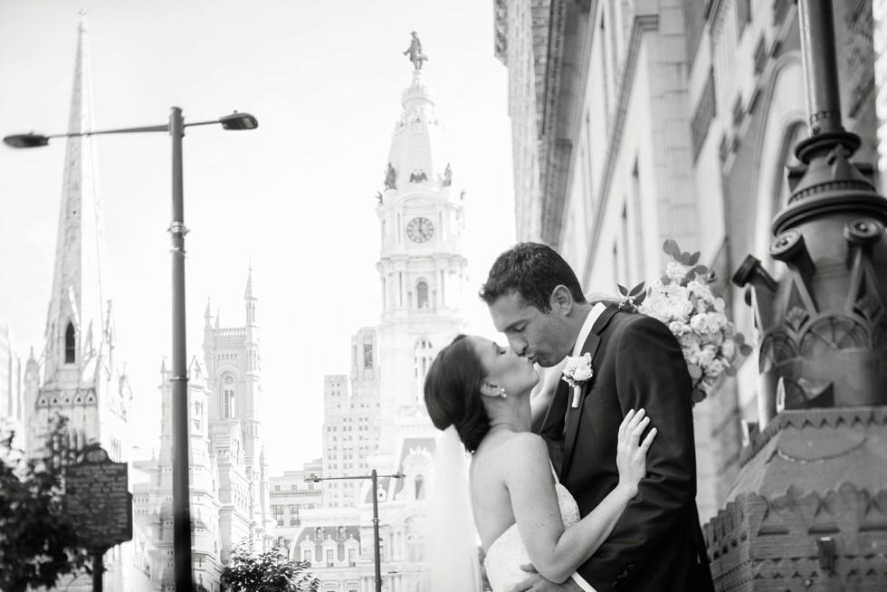 PAFA Broad Street wedding photo