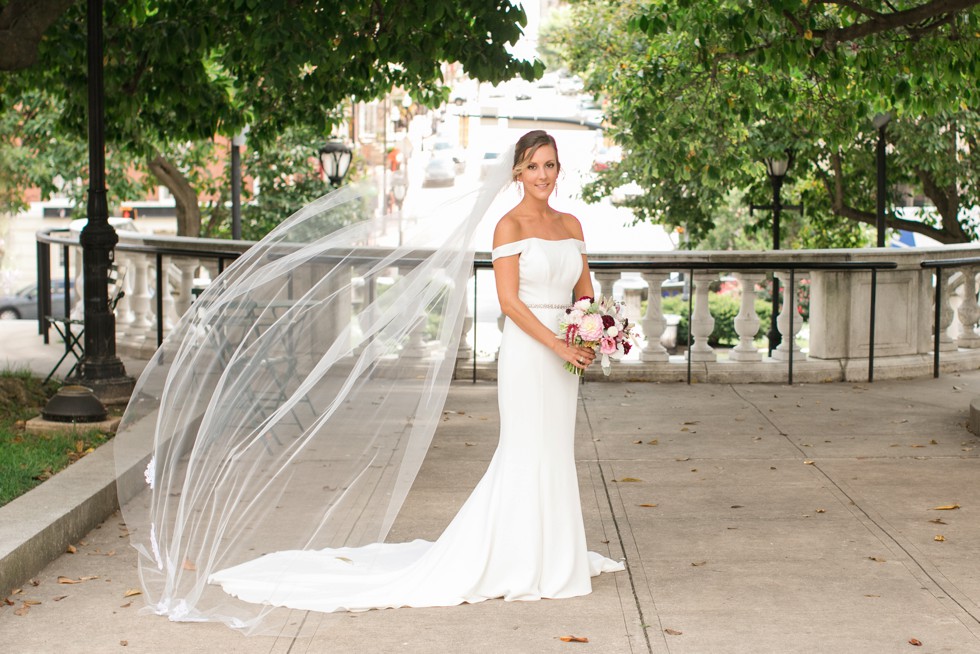 Mount Vernon Wedding couple portraits