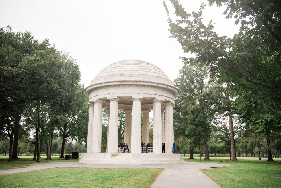 DC War Memorial wedding ceremony in the rain