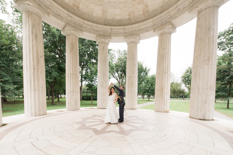 DC War Memorial wedding photo in the rain