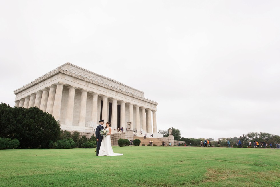 Lincoln memorial wedding couple - royal navy