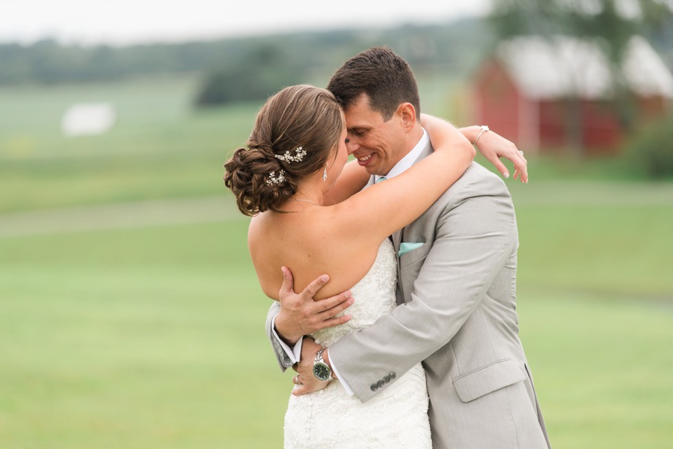 Friendly Farm wedding photos