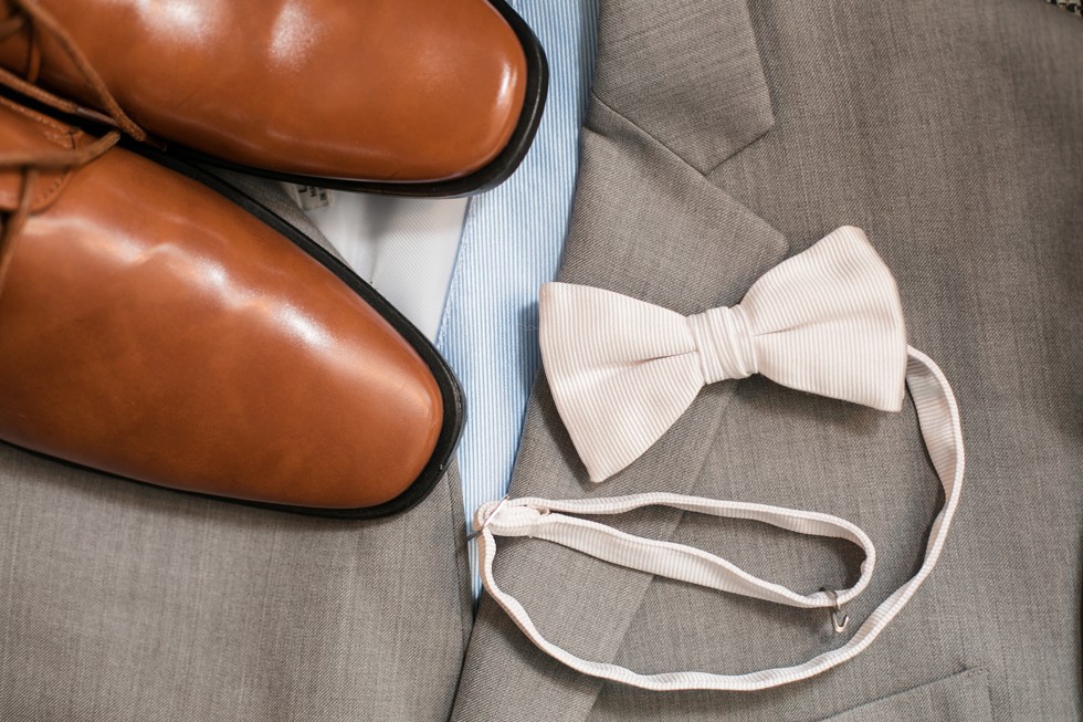 Groom's details Inn at the Chesapeake Bay Beach club