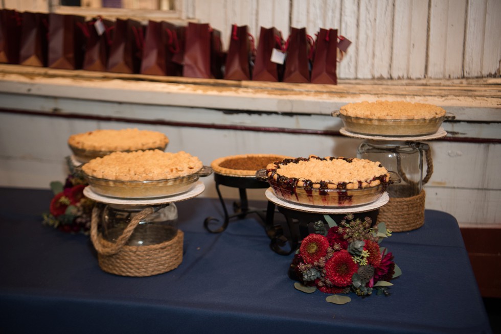 fall wedding pies