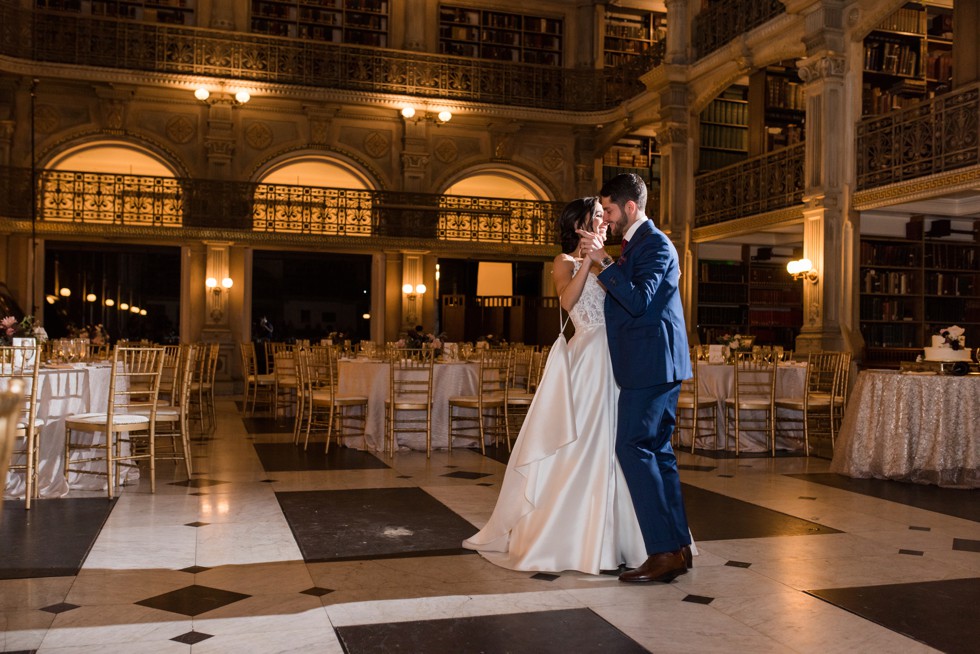 Nouvelle Weddings at George Peabody Library