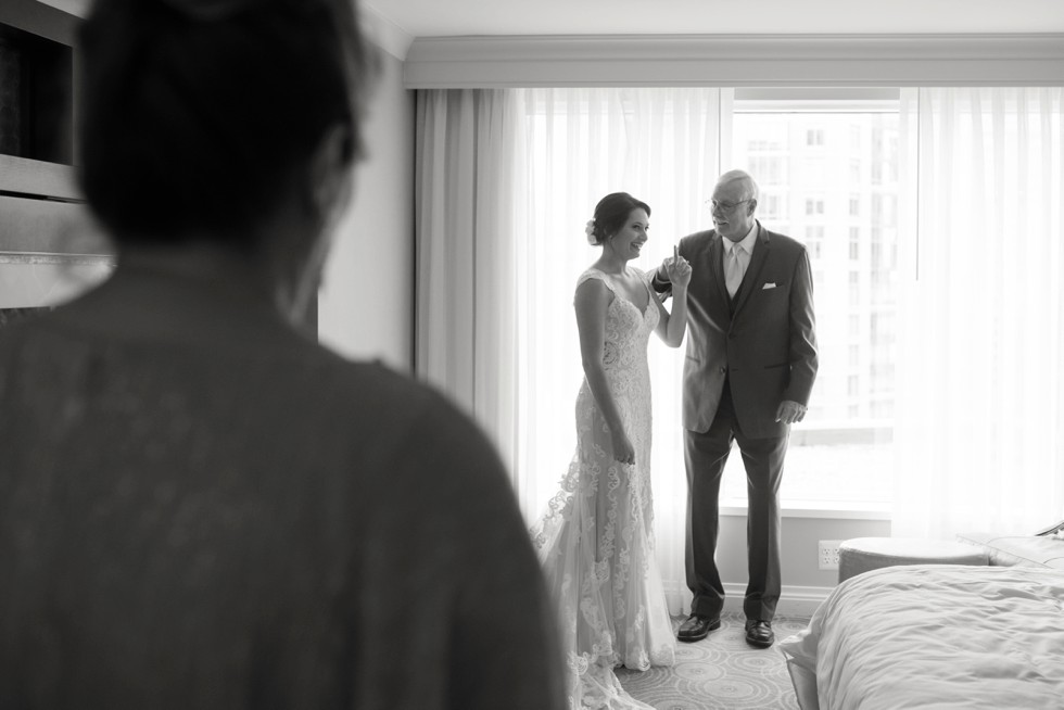 Baltimore Marriott waterfront wedding getting ready