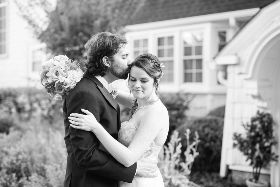 Overhills Mansion wedding in Catonsville Maryland by Associate Photographer Anna