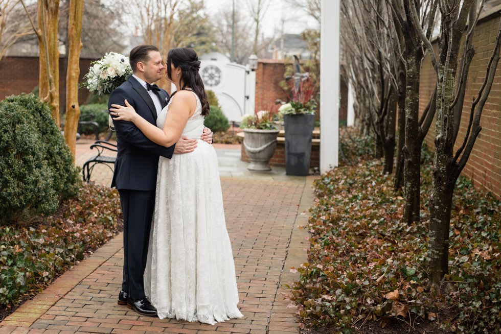 The Tidewater Inn Baltimore bride and groom portrait