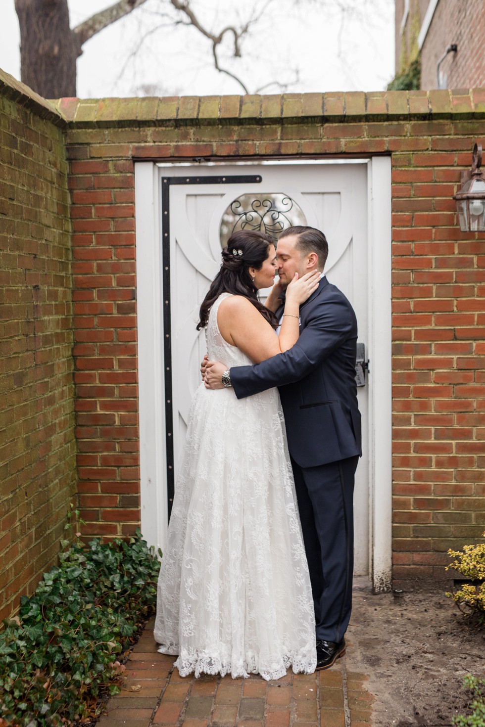 The Tidewater Inn Baltimore bride and groom portrait