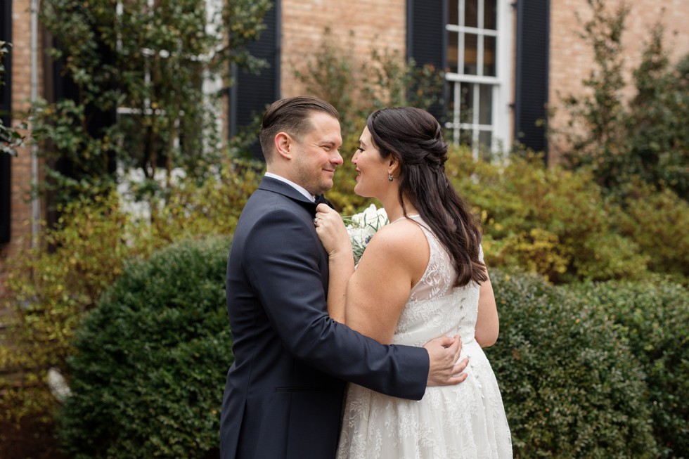 The Tidewater Inn Baltimore bride and groom portrait