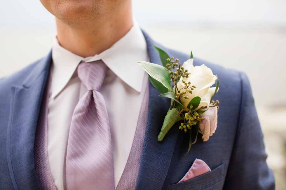 Blooms Florist bride and groom on the beach