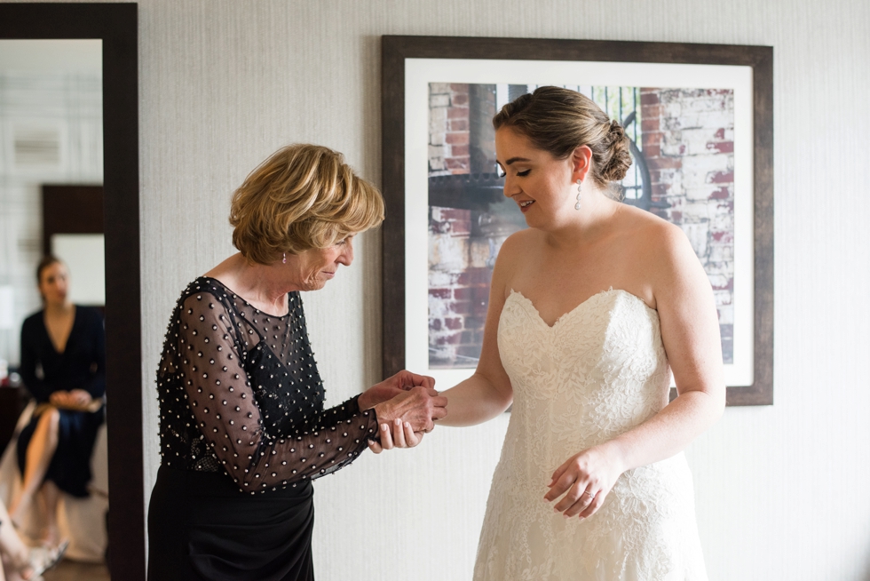 Hampton Inn & Suites Washington DC wedding