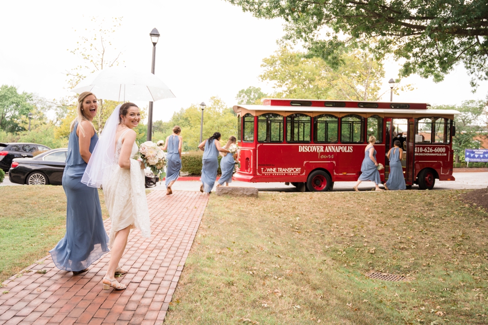 Annapolis trolley wedding party photos