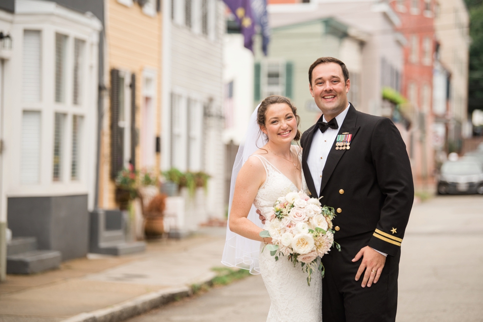 Downtown Annapolis East street wedding photo