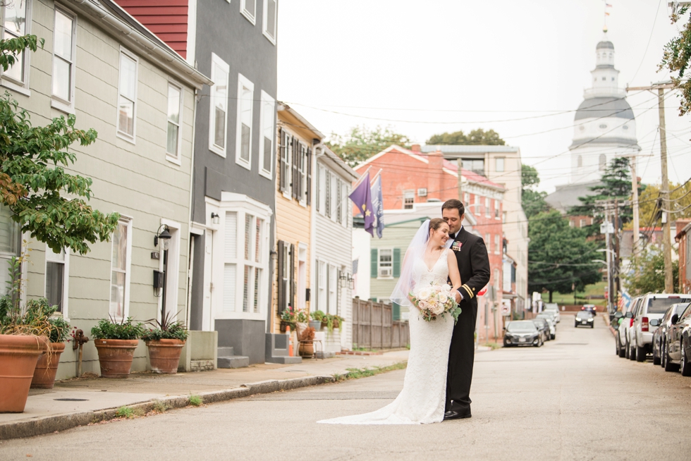 Downtown Annapolis East street wedding photo