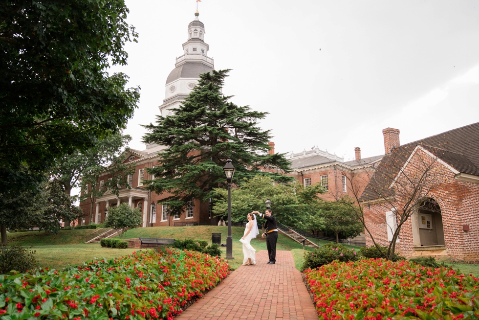 Annapolis State house wedding photo