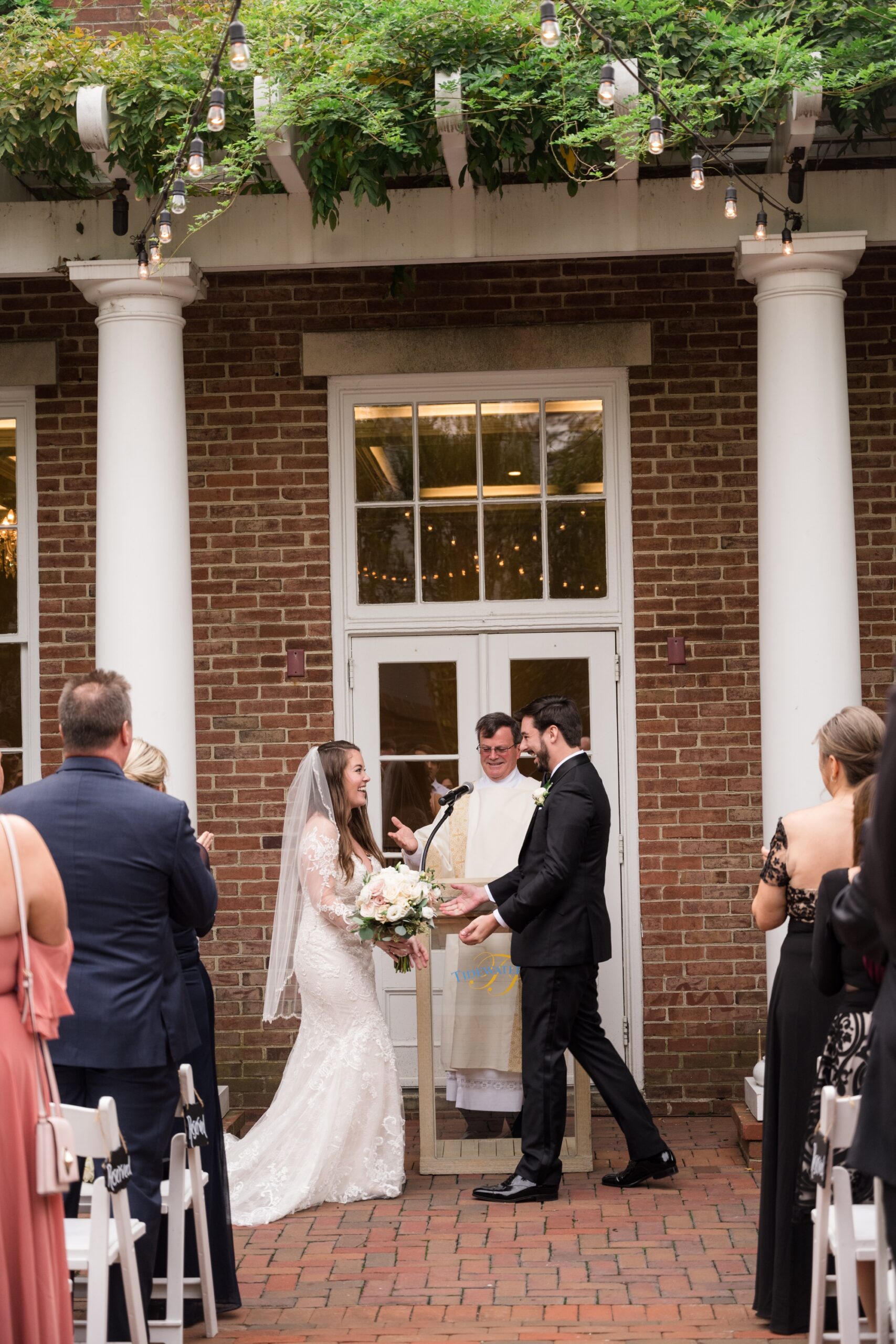 The Tidewater Inn Courtyard wedding ceremony