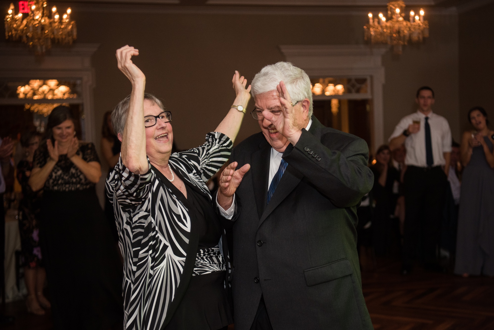 Tidewater Inn wedding reception dancing