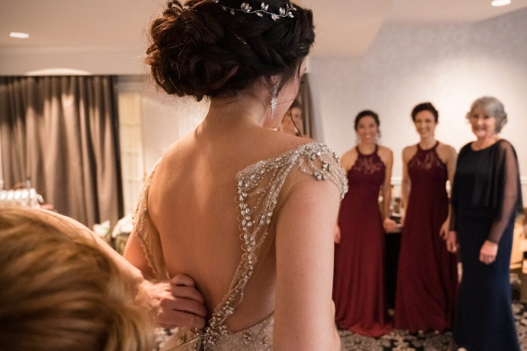 Historic Inns Governor Calvert House bride getting ready