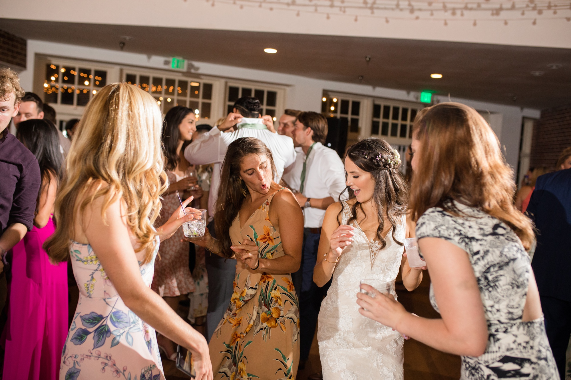 Historic Inns of Annapolis Governor Calvert House wedding