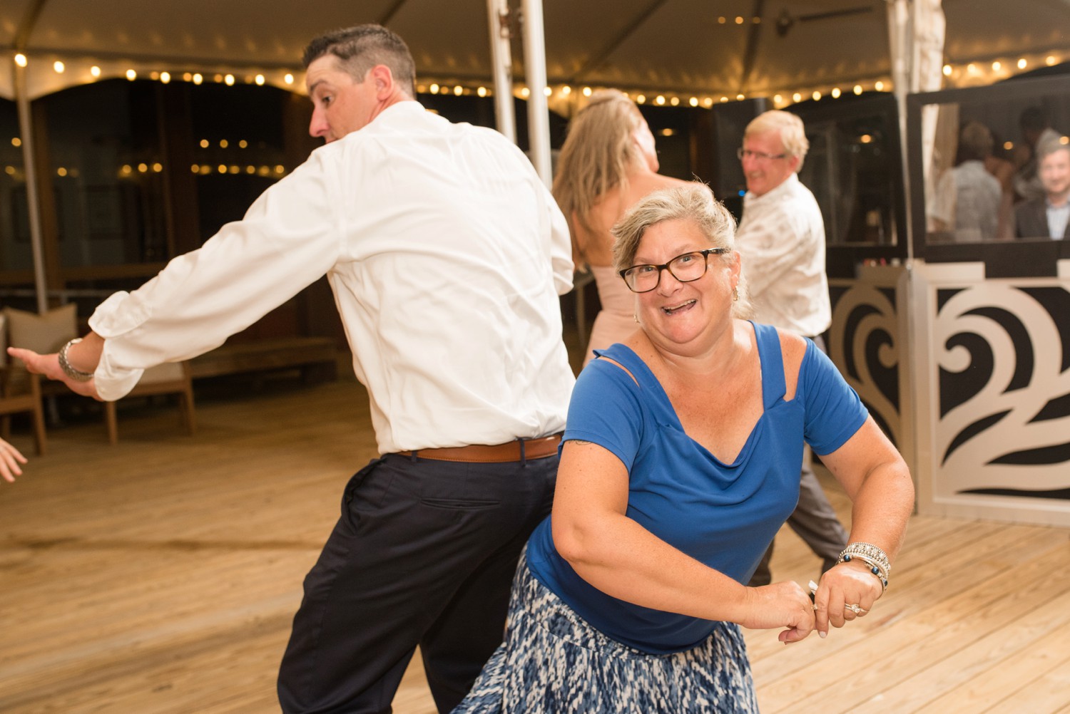 Chesapeake Bay Foundation summer wedding dance party