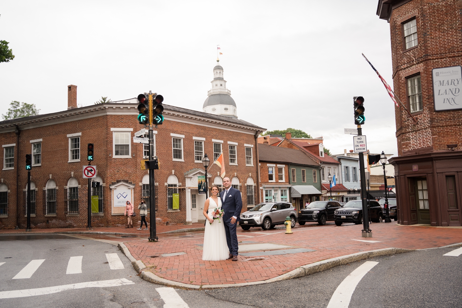 Annapolis courthouse elopement wedding