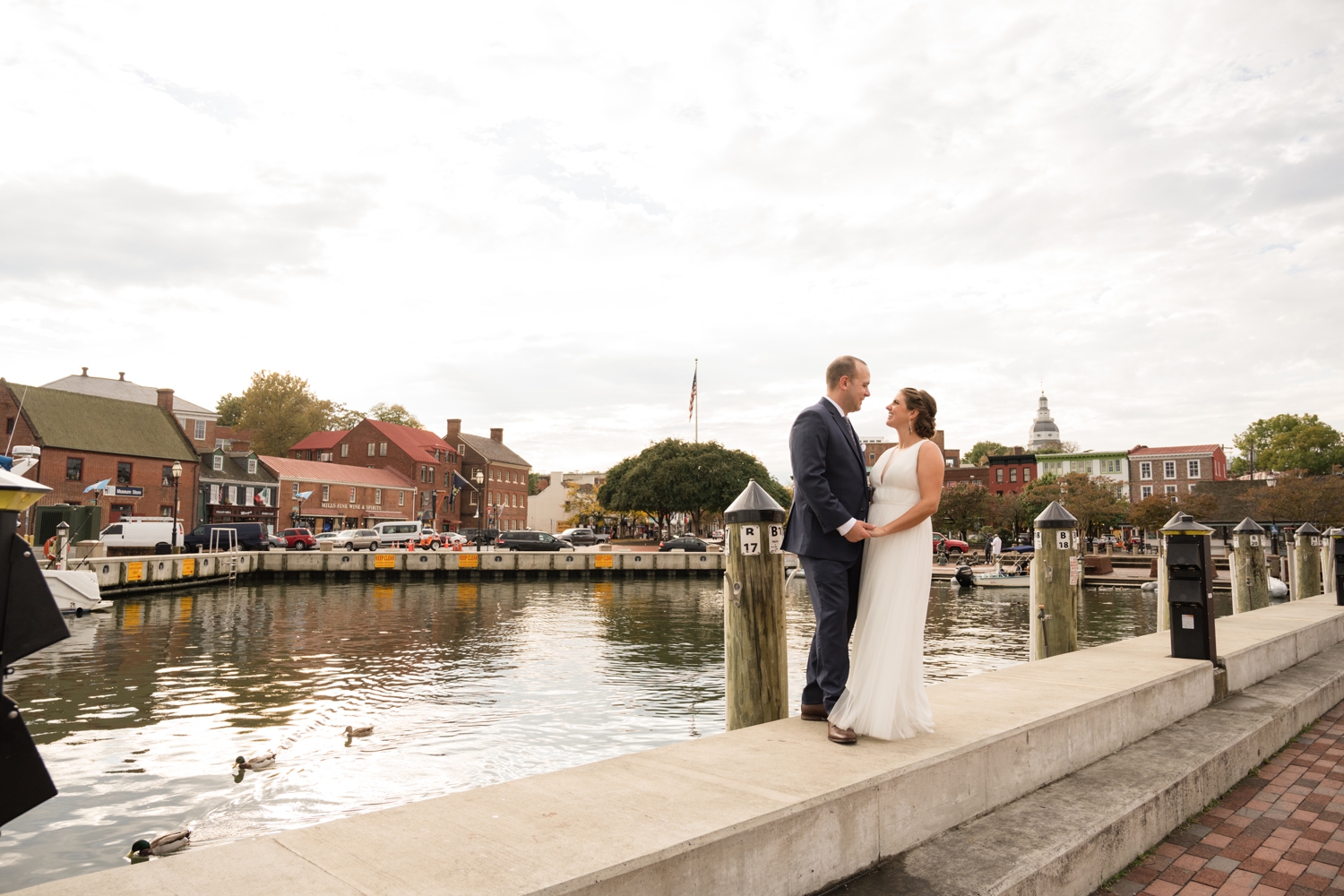 city dock Annapolis elopement wedding photos