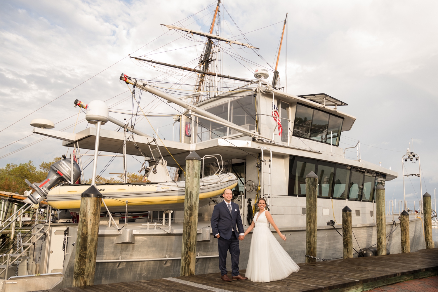 city dock Annapolis elopement wedding photos