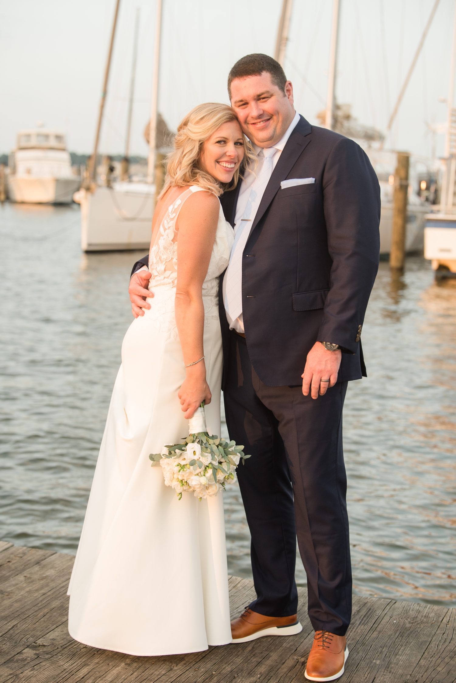 Annapolis Maritime museum newly wed micro wedding