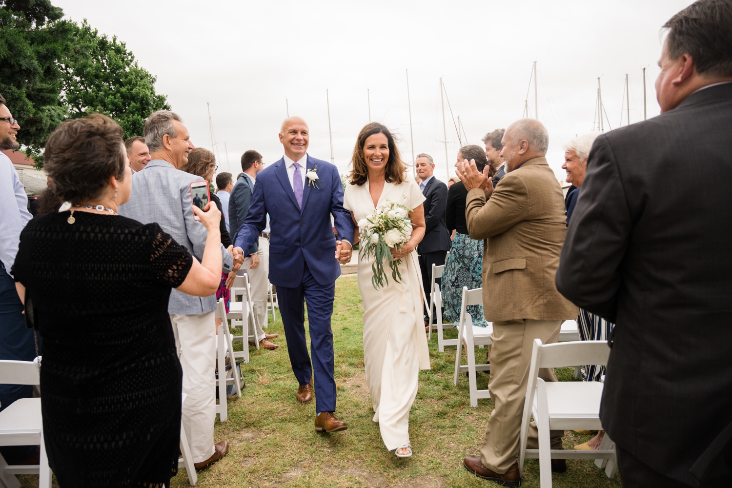 Chesapeake Bay micro wedding outdoor ceremony on the Severn River