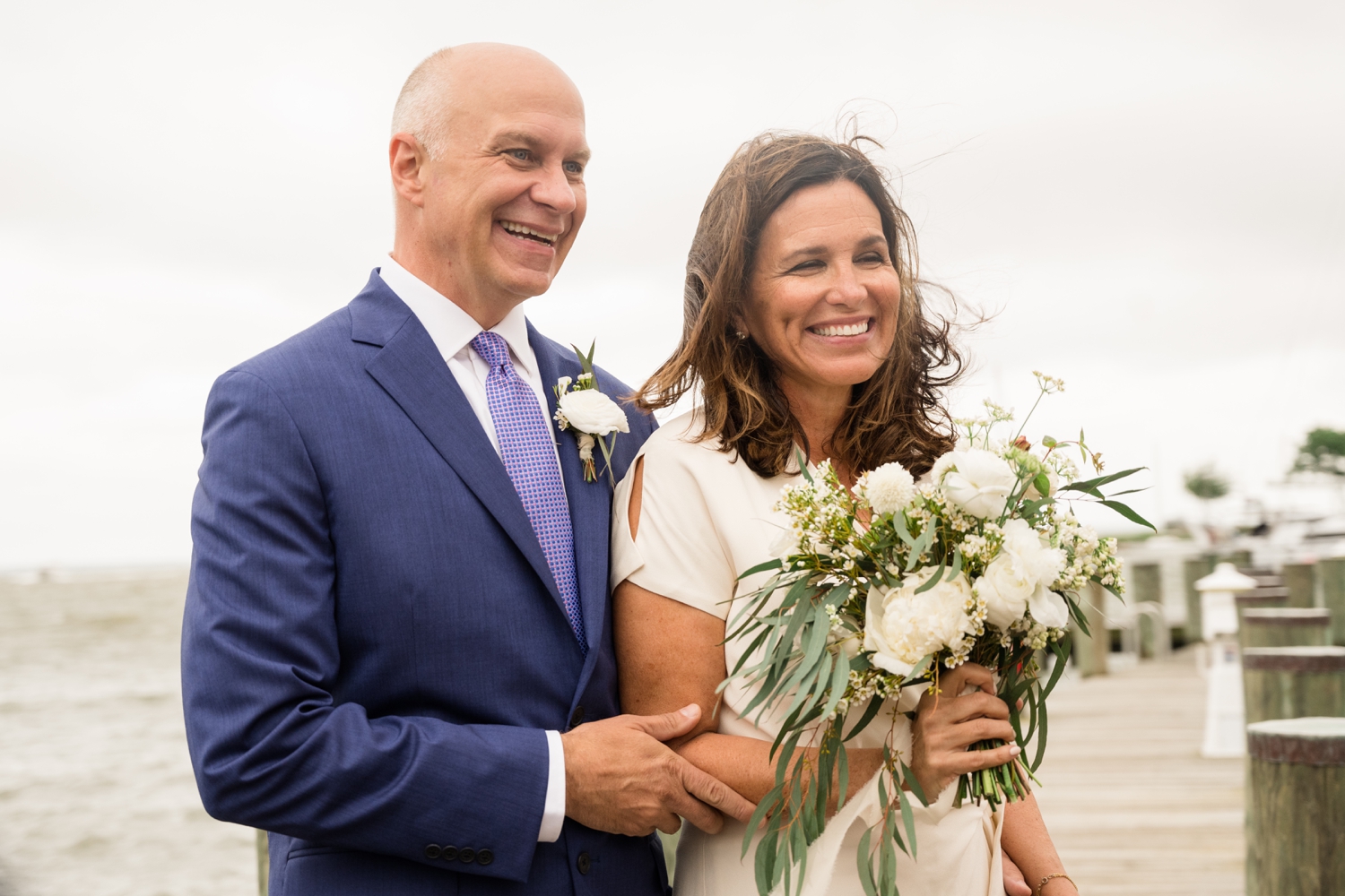 Chesapeake Bay micro wedding outdoor ceremony on the Severn River