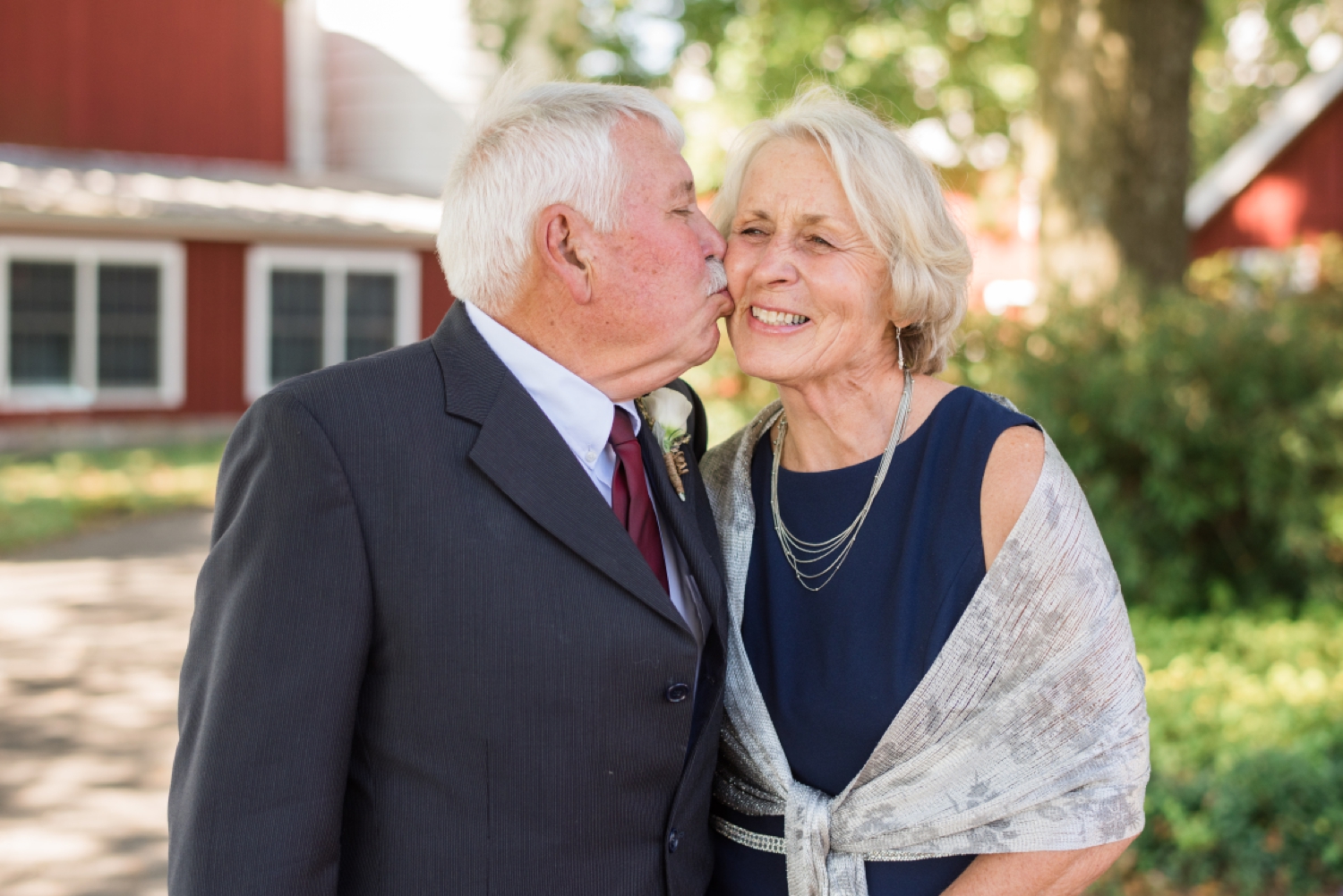 wedding couple parents love