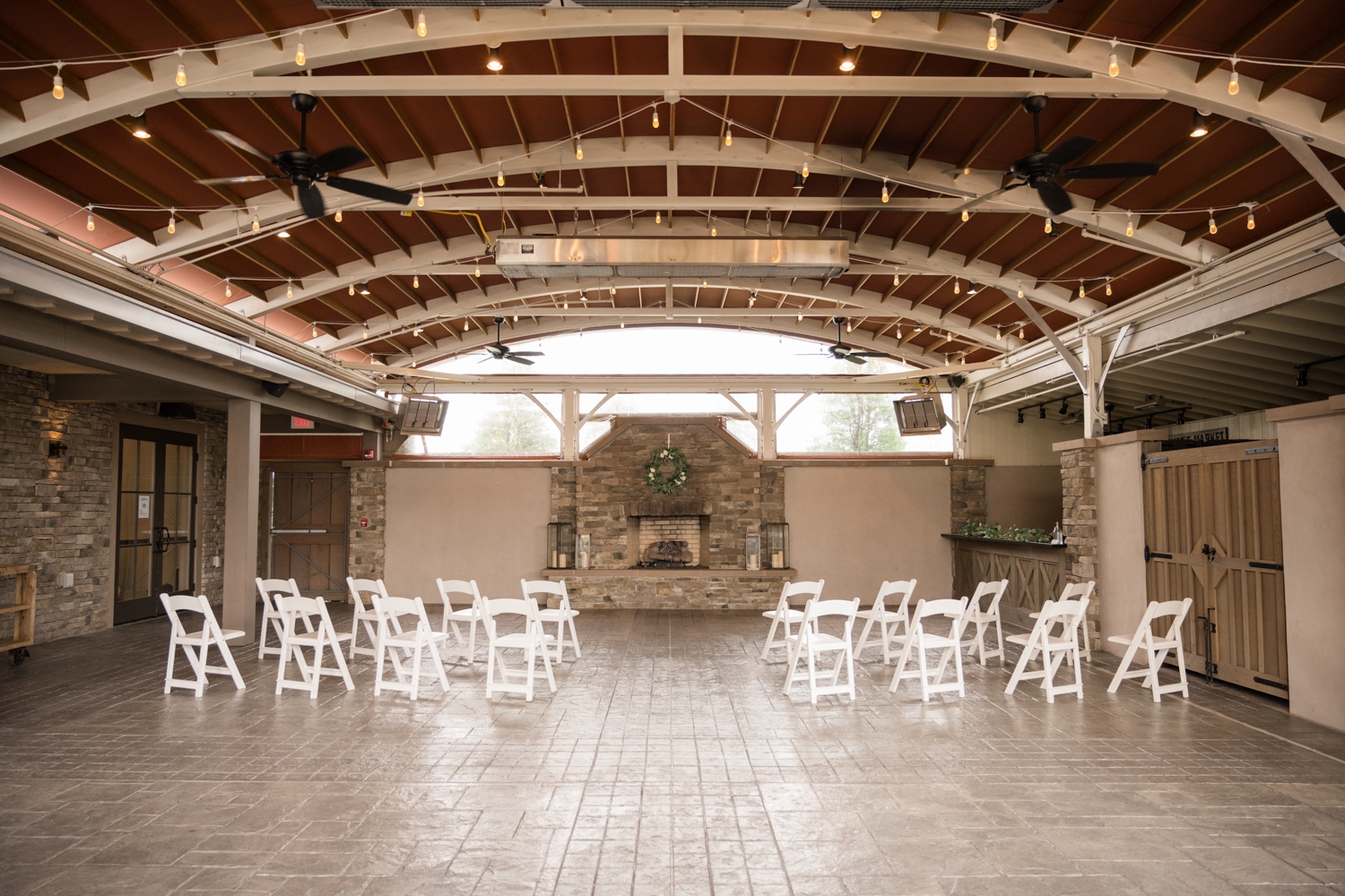 The Inn at the Chesapeake Bay Beach Club micro wedding