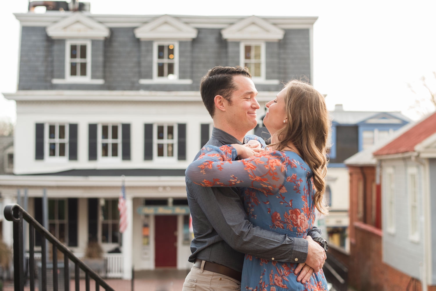 Winter State House Annapolis Engagement Photos