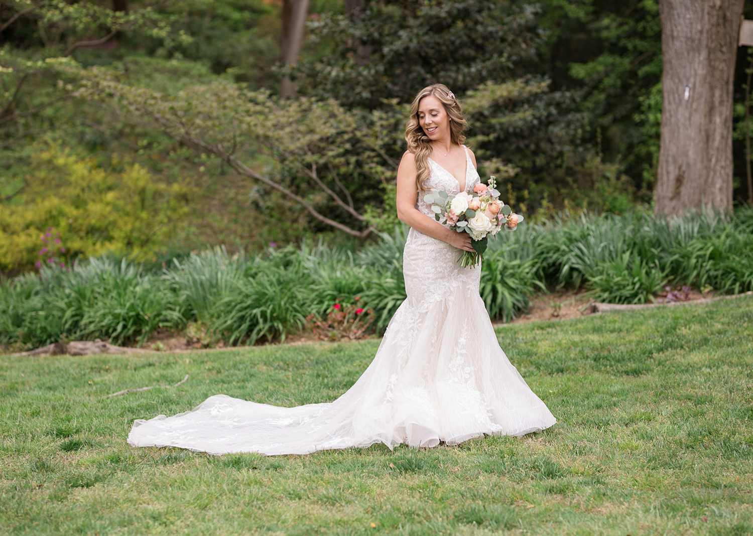 outdoor bridal portraits 