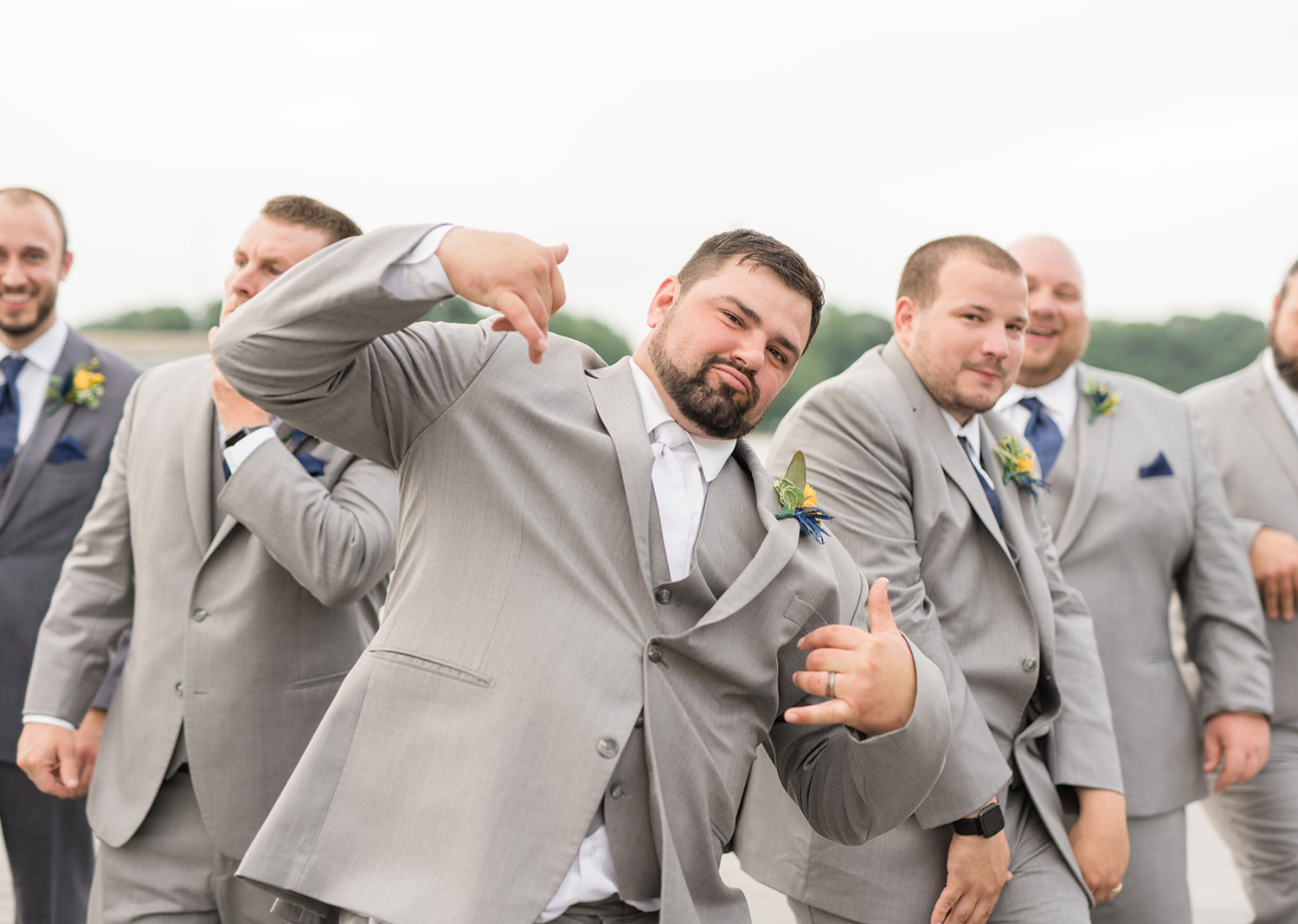 groom and groomsmen