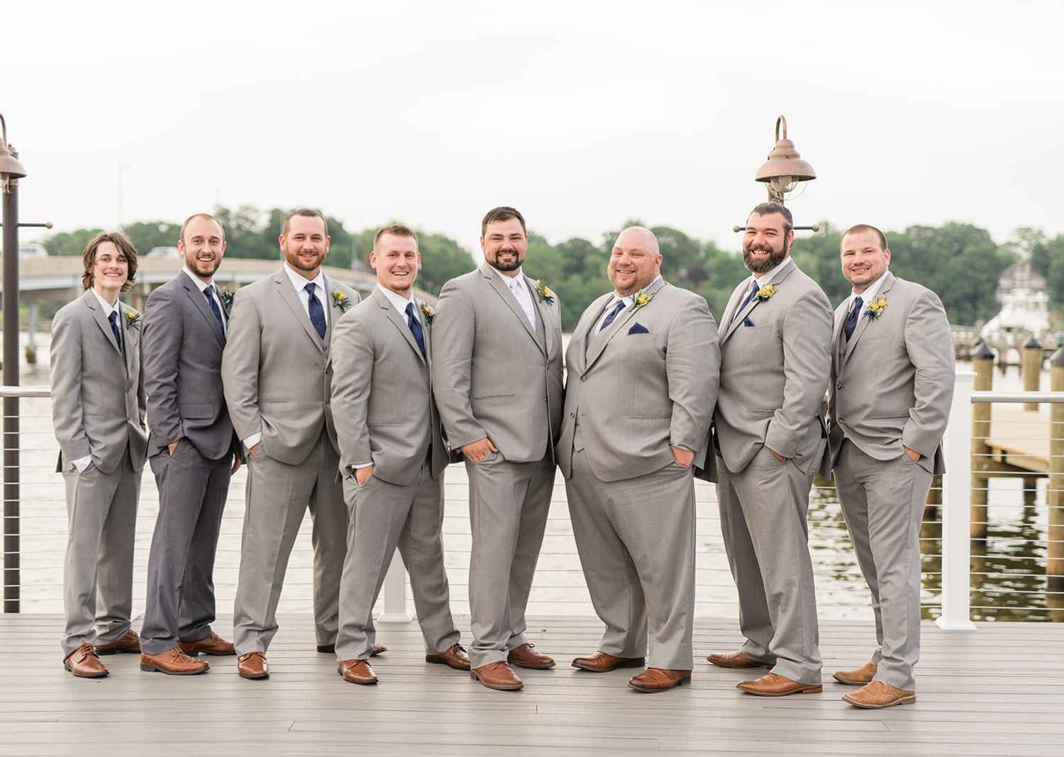 groom and groomsmen 