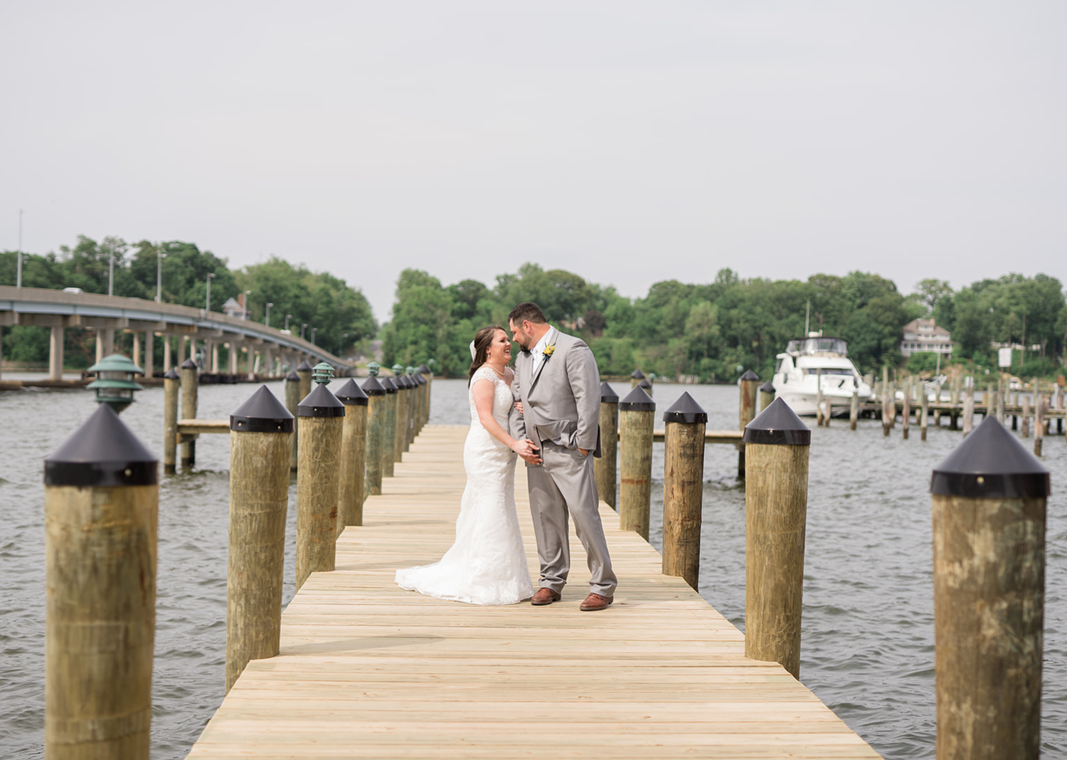  bride and groom outdoor portraits on the pier 