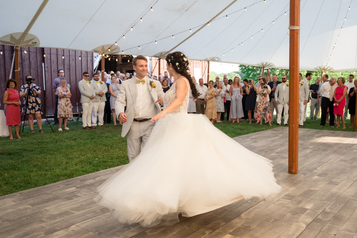 bride and groom's first dance